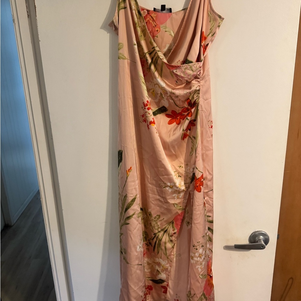 Lulu's Pink Floral Midi Dress